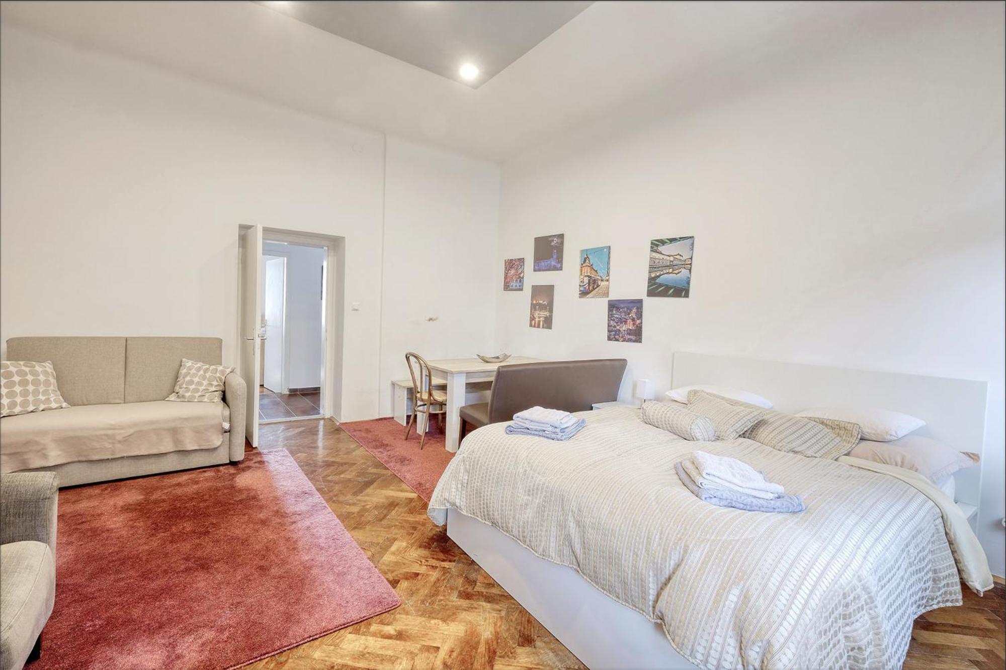 לובליאנה Nick & Klaras Central Apartments מראה חיצוני תמונה